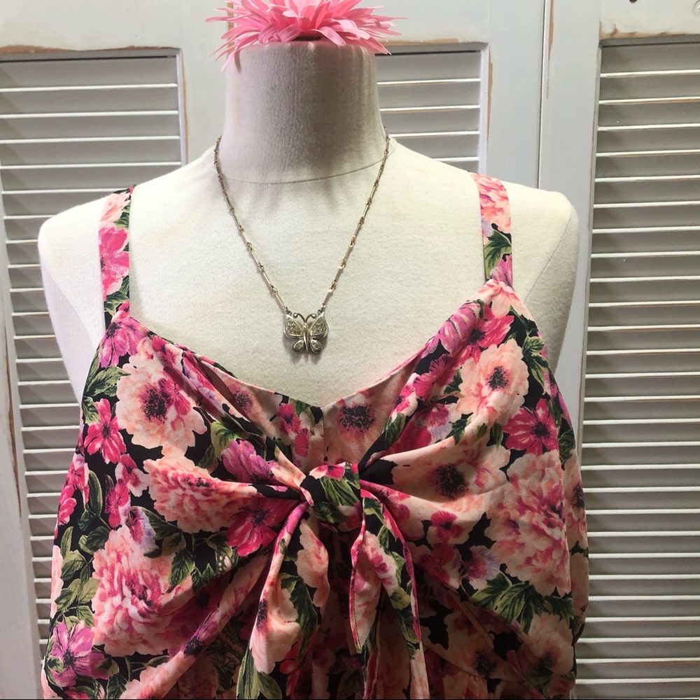 NWT Ophelia Roe 3X Flowy Floral Maxi dress.